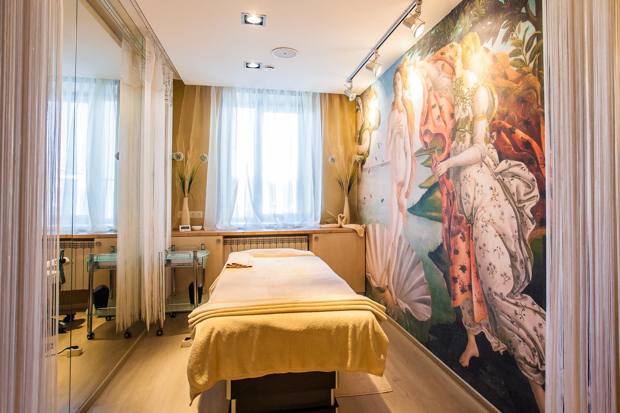 Sanatoriy Priozernyi Hotell Naroch Eksteriør bilde